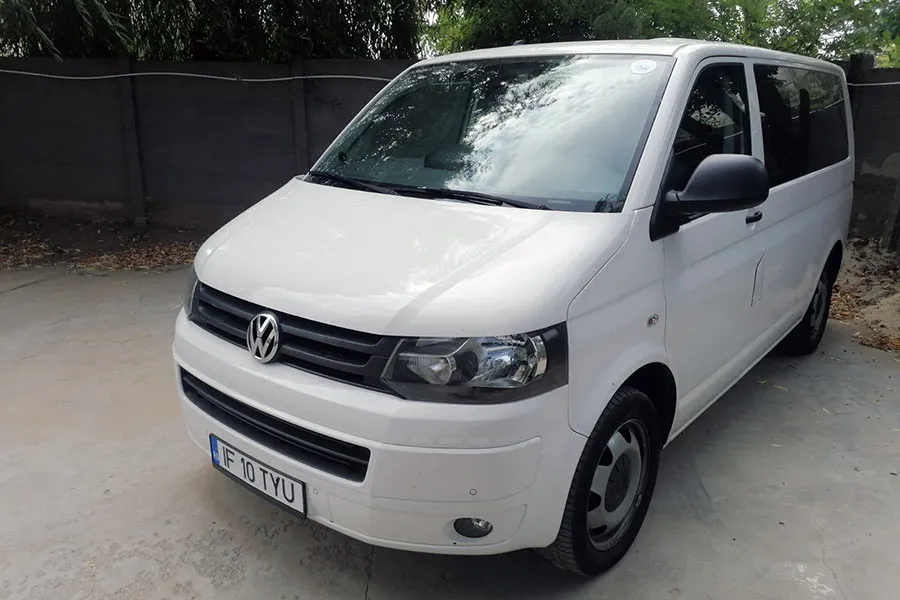Rent a car in Bucharest and private transfers with Volkswagen Transporter