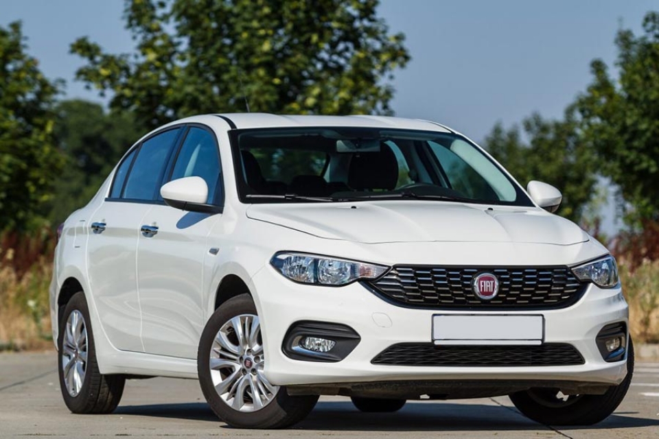 Rent a Car in Bucuresti - Flota Noastra | Fiat Tipo