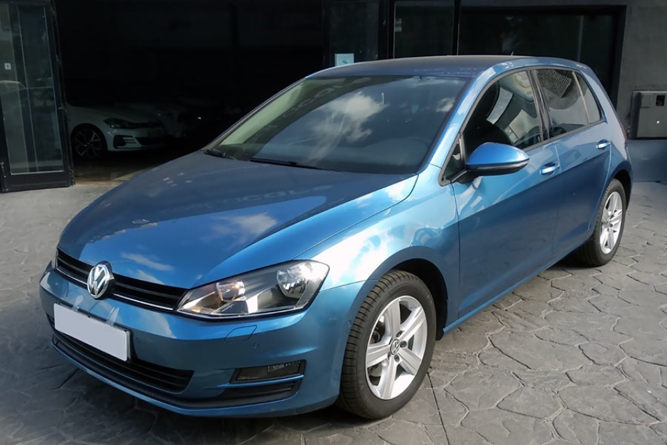 Rent a Car in Bucharest - Our Fleet | Volkswagen Golf VII